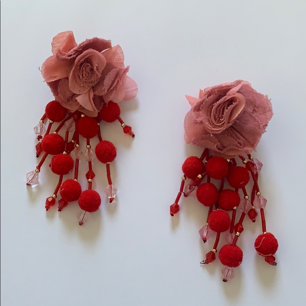 Zara flower earrings